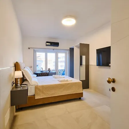 Luxury Vatican בית הארחה 4*
